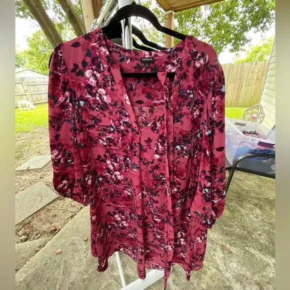 Torrid Pink Mini Studio Crepe de Chine Shirt Dress - Floral Purple Pink - EUC 2X - Picture 2 of 6